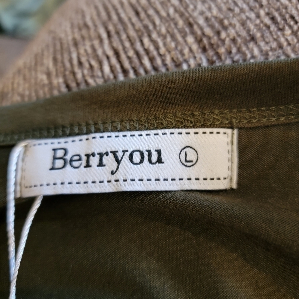 Berryou Cold Shoulder Army Green T-shirt Midi Dress with Ruched Hem Size L - Picture 9 of 12